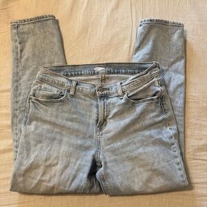 Old Navy Boyfriend Jean